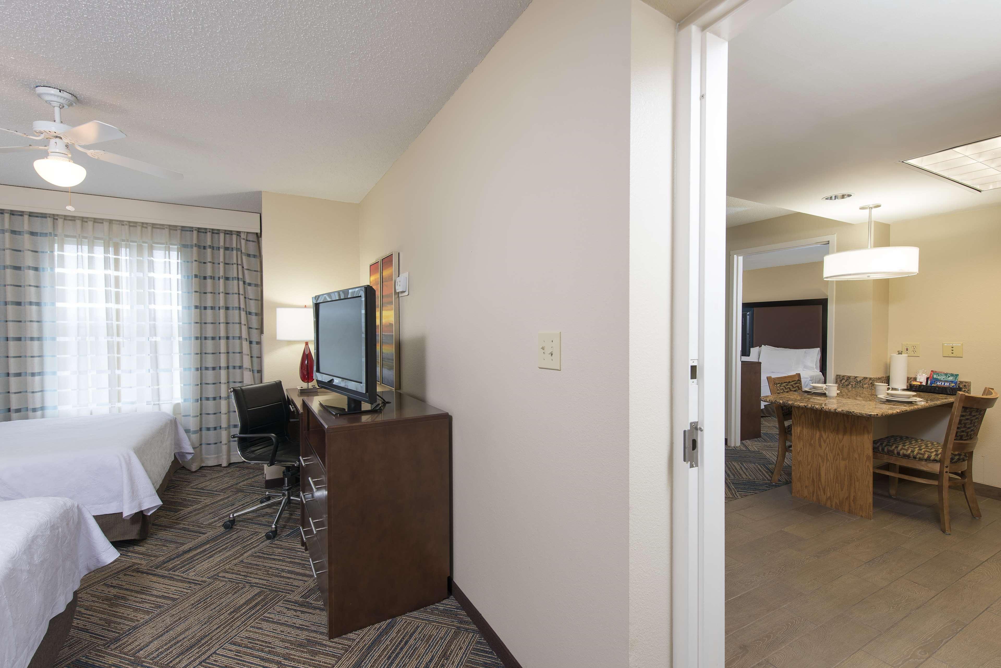 Homewood Suites Columbus - Airport Екстериор снимка