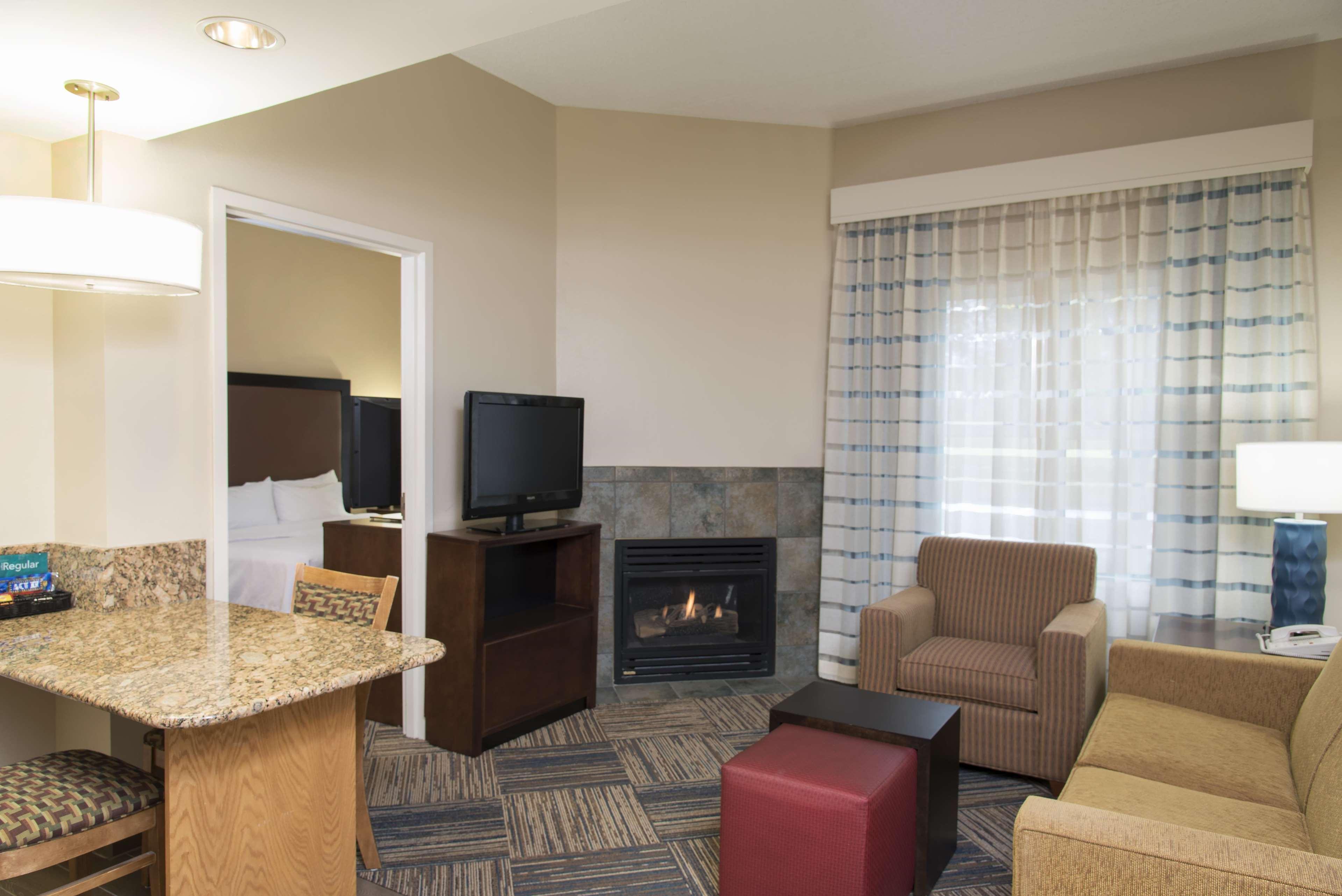 Homewood Suites Columbus - Airport Екстериор снимка