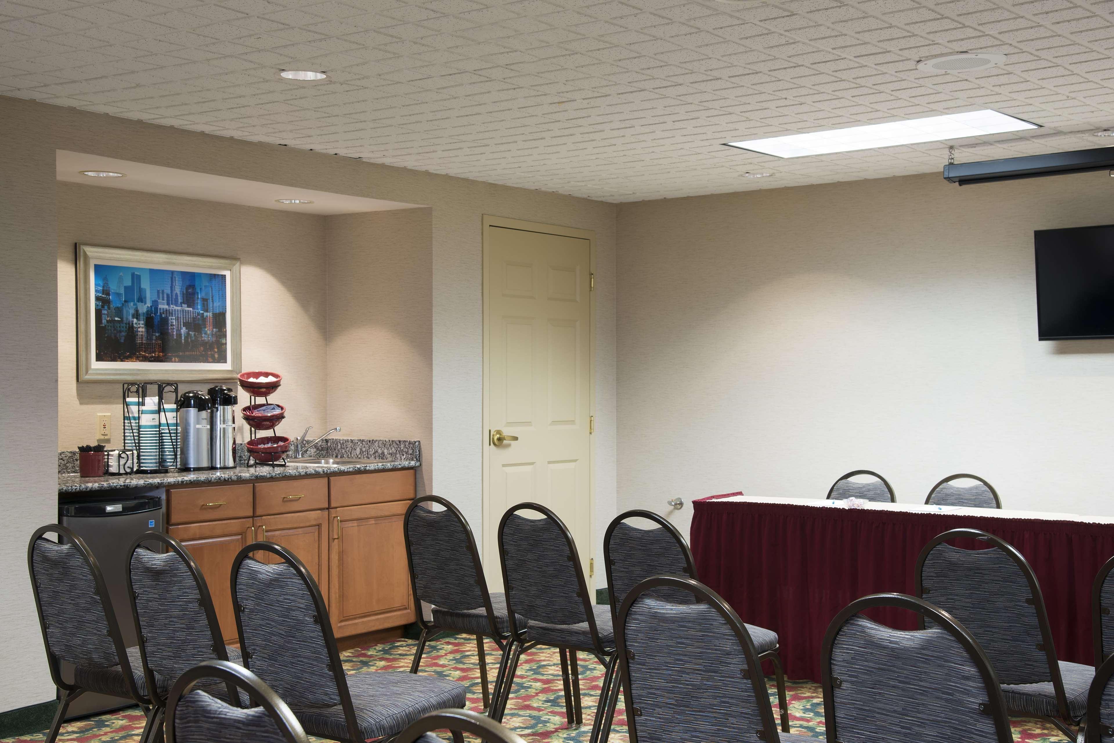 Homewood Suites Columbus - Airport Екстериор снимка