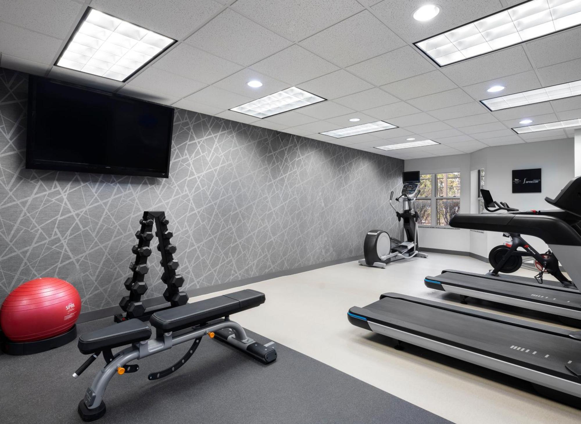 Homewood Suites Columbus - Airport Екстериор снимка